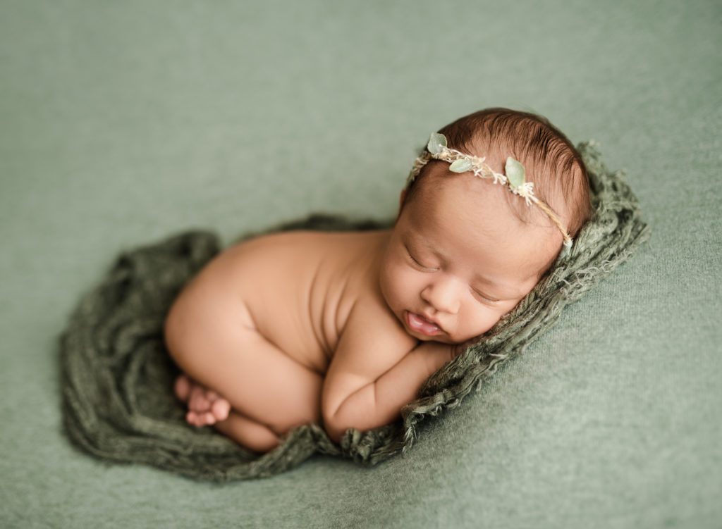 best newborn photographer los angeles
