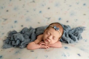 Read more about the article Questions To Ask Your Culver City Newborn Photographer