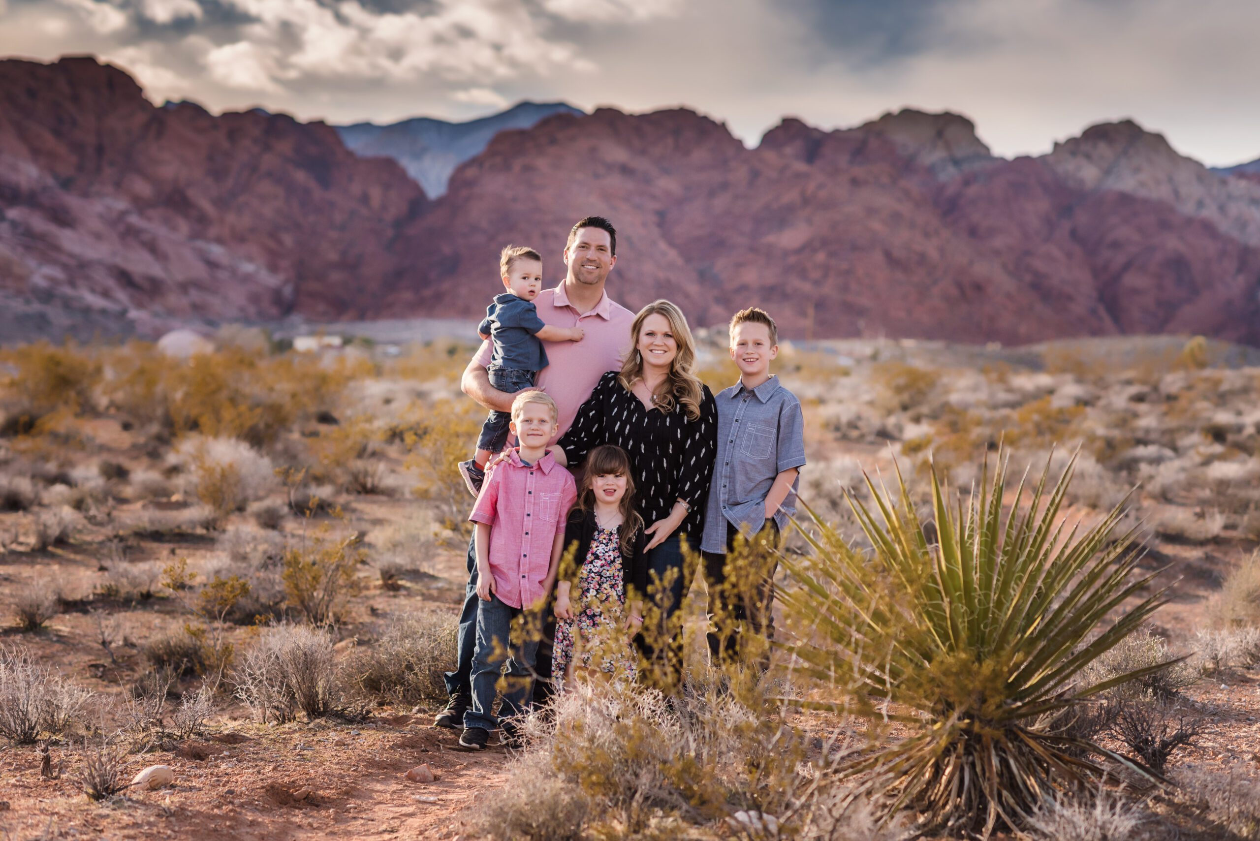 Read more about the article Make Your Next Trip Unforgettable with a Travel Photographer