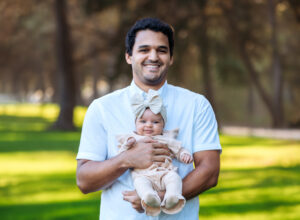 Read more about the article The Best Father’s Day Gift: A Relaxed Los Angeles Family Session